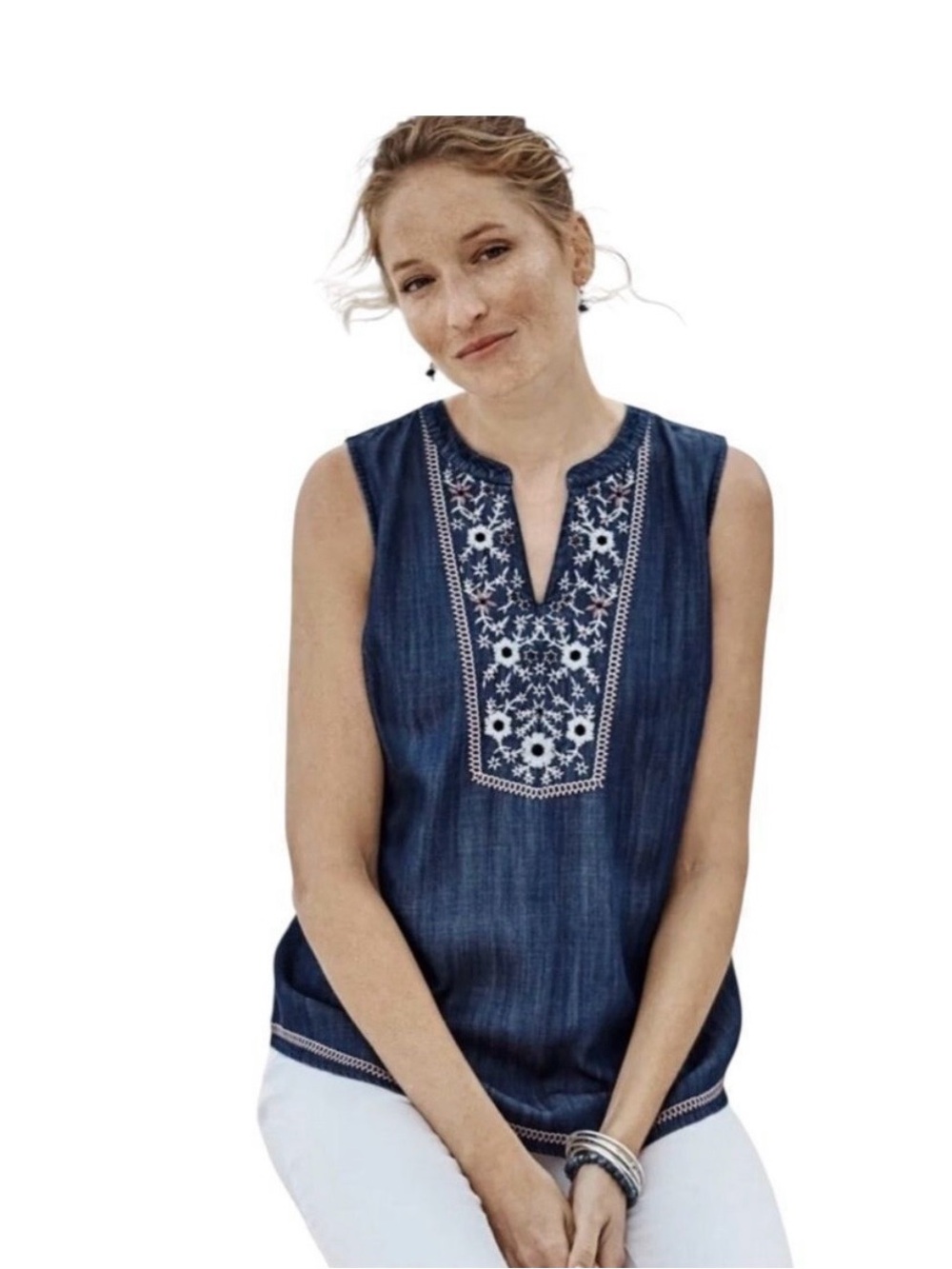 J. Jill Denim Sleeveless Embroidered V-Neck Top Size Medium summer vacation
